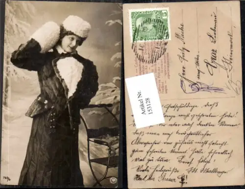 153128,Schöne Frau m. Hut Hutmode Mode Wintermode Rodel NPG 765-6