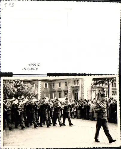 216624,Foto Ak Militärmusik Uniform Marsch Aufmarsch Wien Schottenring Börse