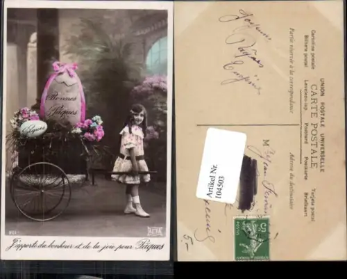 104503,Ostern Mädchen zieht Karren Osterei coloriert