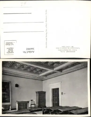 366902,Berndorf Volks- und Hauptschule Lehrzimmer im dorischen Stil