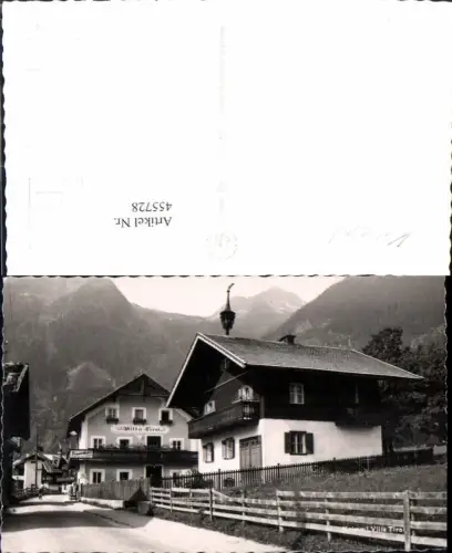 455728,Krimml Villa Tirol Straßenansicht Bergkulisse