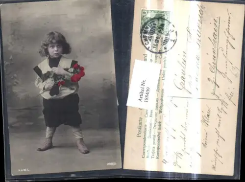 188409,Kind Junge Bub m. Rosen Blumen