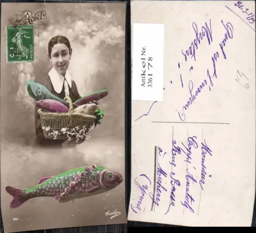 336178,Kind Kinder Bub Junge m. Fisch Fischen i. Korb Erster April