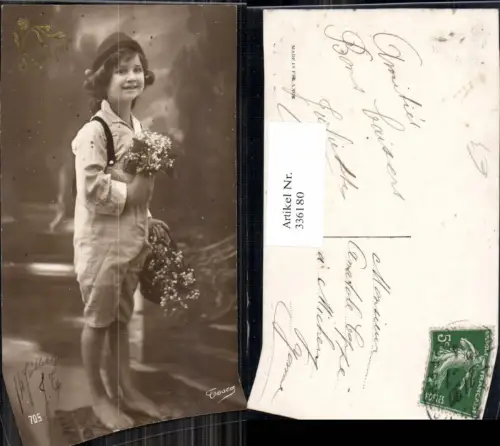 336180,Kind Kinder Bub Junge Latzhose Haube Mütze Maiglöckchen Blumen