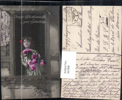 363908,Kind Mädchen Haarschleife Rosenstrauß Blumen i. Fenster Geburtstag POW