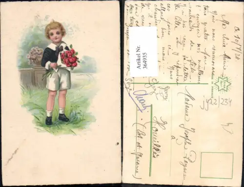 364935,Künstler Ak Kind Junge Bub Uniform Blumenstrauß Rosen