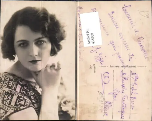 438908,Frau Portrait Ring Schmuck