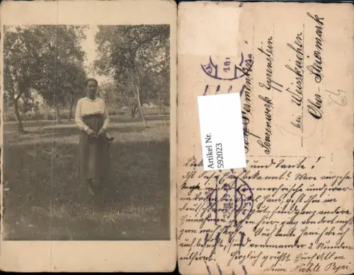 592023,Foto-AK Salzburg Garten Frau n. Weisskirchen Steiermark 1919