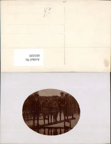 601020,Foto Ak Gruppenbild Männer Soldaten Uniform Passepartout