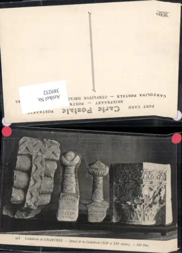 389232,Monument Cathedrale de Chartres Detail de la Cathedrale Verzierungen Stein