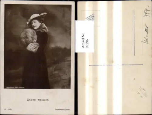 97596,Grete Weixler Schauspieler Pelz Muff Hut Hutmode pub Photochemie K 1501