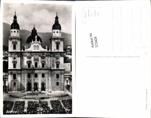 572428,Salzburg Theater Jedermann Aufführung Dom