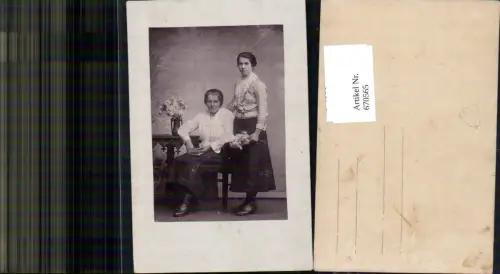 670565,Foto Ak Frauen Portrait Buch Lesen Blumen