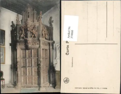 374860,Belgium Audenarde Oudenaarde Porte sculptee a interieur de Hotel de Ville