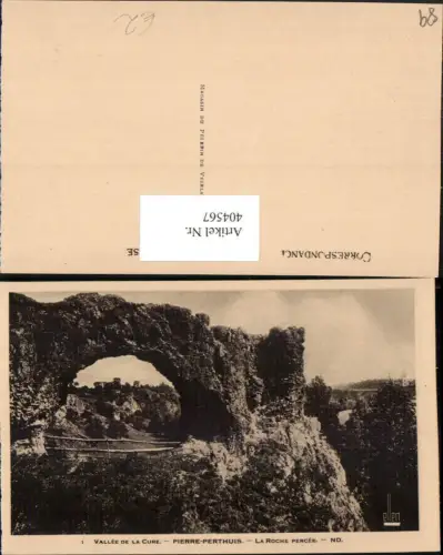 404567,Burgund Yonne Pierre-Perthuis La Roche Percee Felsbogen
