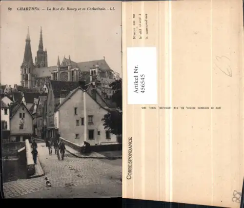 456545,Centre Eure-et-Loir Chartres Rue du Bourg et la Cathedrale Kirche