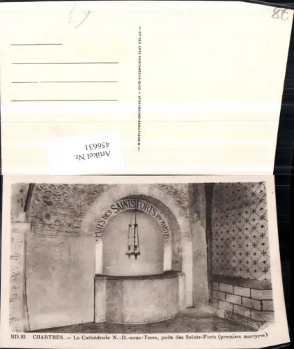 456631,Centre Eure-et-Loire Chartres Cathedrale Puits Saints-Forts Brunnen