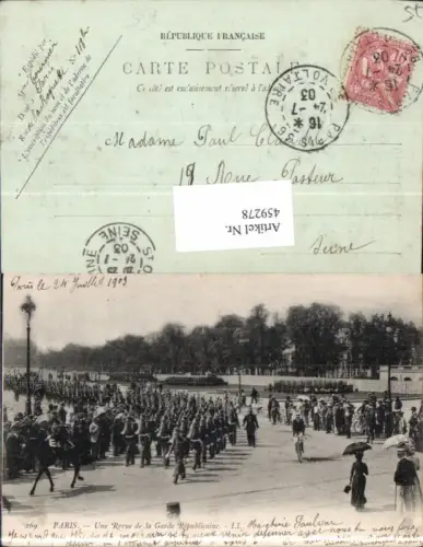 459278,Ile-de France Paris Une Revue de la Garde Republicaine Soldaten