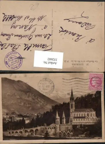 332682,Midi-Pyrenees Hautes-Pyrenees Lourdes La Basilique et le Pic du Jer Kirche Bergkulisse