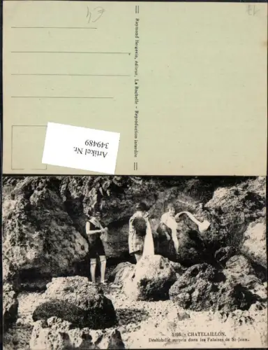 349489,Poitou-Charentes Charente-Maritime Chatelaillon Deshabille surpris dans les Falaises St-Jean