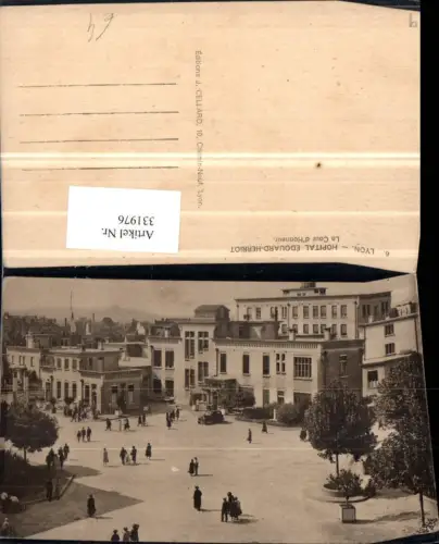 331976,Rhone-Alpes Rhone Lyon Hopital Edouard-Herriot La Cour d'Honneur Krankenhaus