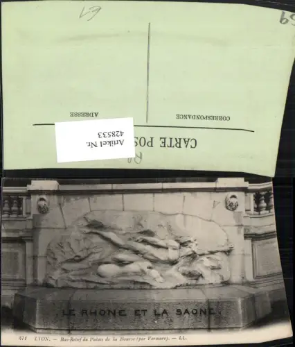 428533,Rhone-Alpes Rhone Lyon Bas-Relief du Palais de la Bourse