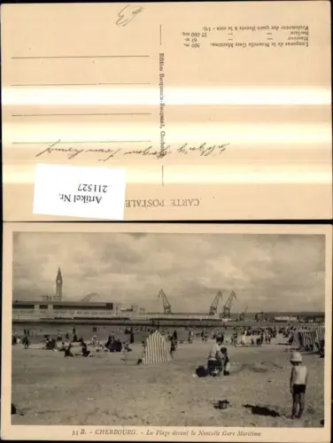 211527,Cherbourg La Plage devant la Nouvelle Gare Maritime Strand Strandleben Werft i. Hintergrund