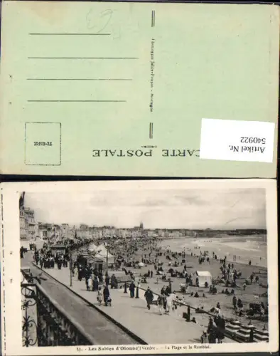 540922 France Les Sables d Olonne Vendee La Plage et le Remblai Strand Strandleben