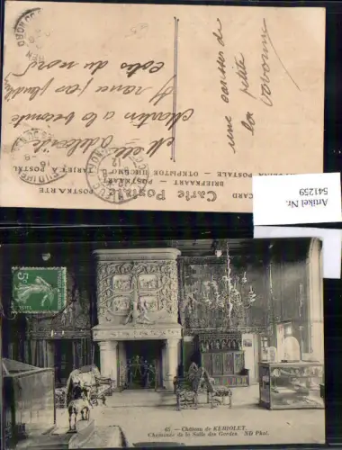 541259 France Chateau de Keriolet Cheminee de la Salle des Gardes Kamin Luster Schloss