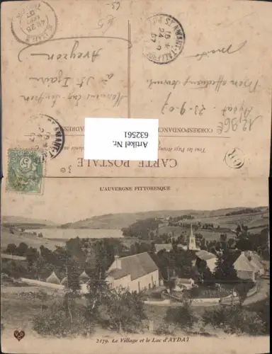 632561,La Auvergne Pittoresque Le Village et le Lac d Aydat France