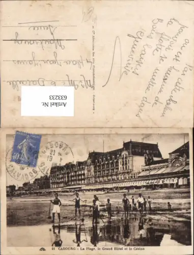 633233,Cabourg La Plage le Grand Hotel et le Casino Strand Strandleben France