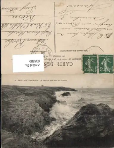 638580,Sion pres Croix-de-Vie Un coup de mer dans les rochers Küste France