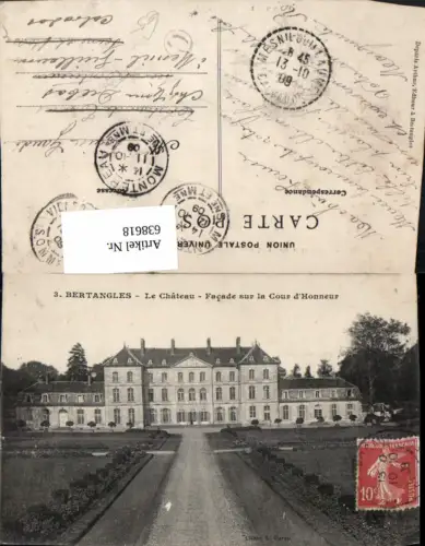 638618,Bertangles Le Chateau Facade sur la Cour d Honneur Schloss France