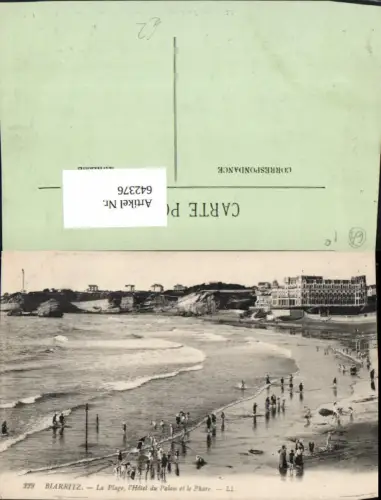 642376,Biarritz La Plage l Hotel du Palais et le Phare Strandleben Leuchtturm France