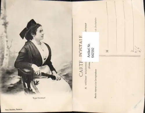 642592,Type Provencal Tracht Tarascon France