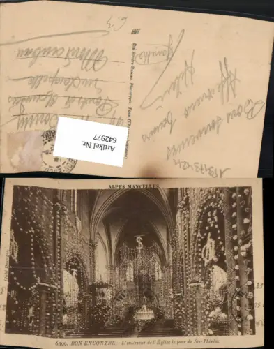 642977,Alpes Mancelles Bon Encontre L interieur de l Eglise le jour de Ste-Therese France