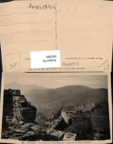 642980,Hyeres Les ruines du Vieux Chateau A gauche le Mont Fenouillet France