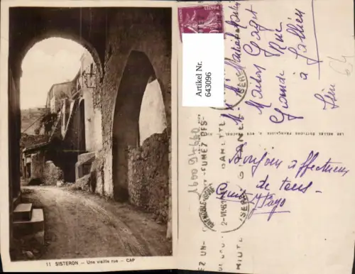 643096,Sisteron Une vieille rue Cap France