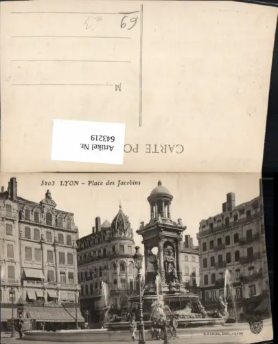 643219,Lyon Place de Jacobins Brunnen France