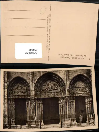 658289,Chartres Eure-et-Loir La Cathedrale Le Grand Portail France