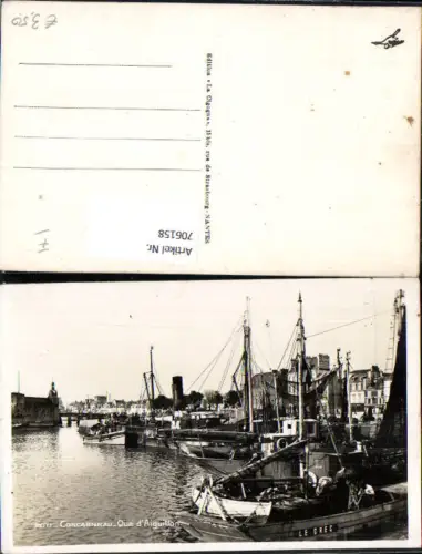 706158 Foto AK France Concarneau Quai d Aiguillon Schiffe Dampfer Boote