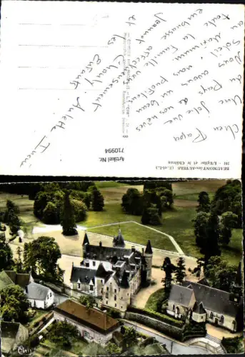 710994 France Fliegeraufnahme Beaumont-les-Autels L Eglise et le Chateau Kirche Schloss