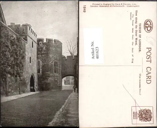 401623,England Tower of London View along the Outer Ward Zwinger