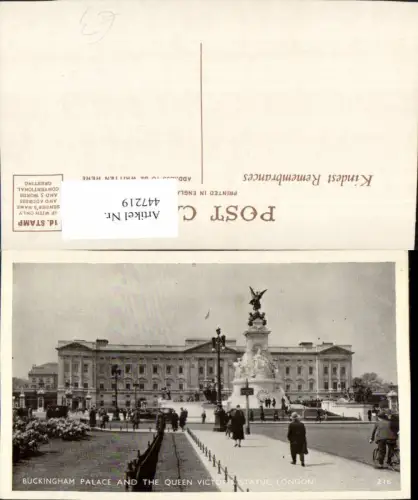 447219,England London Buckingham Palace and Queen Victoria Statue