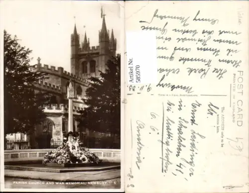 585970,Parisch Church and War Memorial Newbury England Kriegerdenkmal