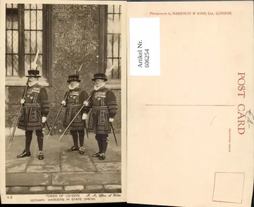606254,London Tower of London Yeoman Warders in State Dress Great Britain