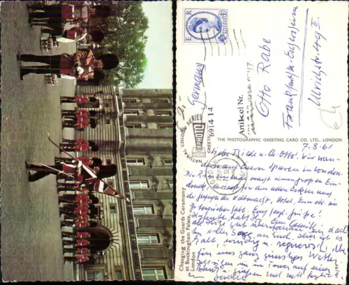 691414 England London Changing the Guards Buckingham Palace