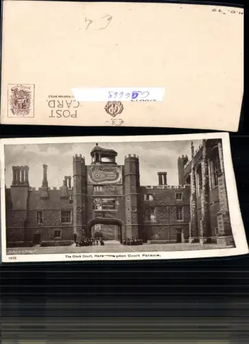 696669 London Hampton Court Palace