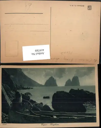 419789,Campania Napoli Capri Scogliera Küste Mann m. Pfeife Boot