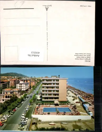419315,Marche Pesaro Spiaggia e Viale Trieste Teilansicht Strand